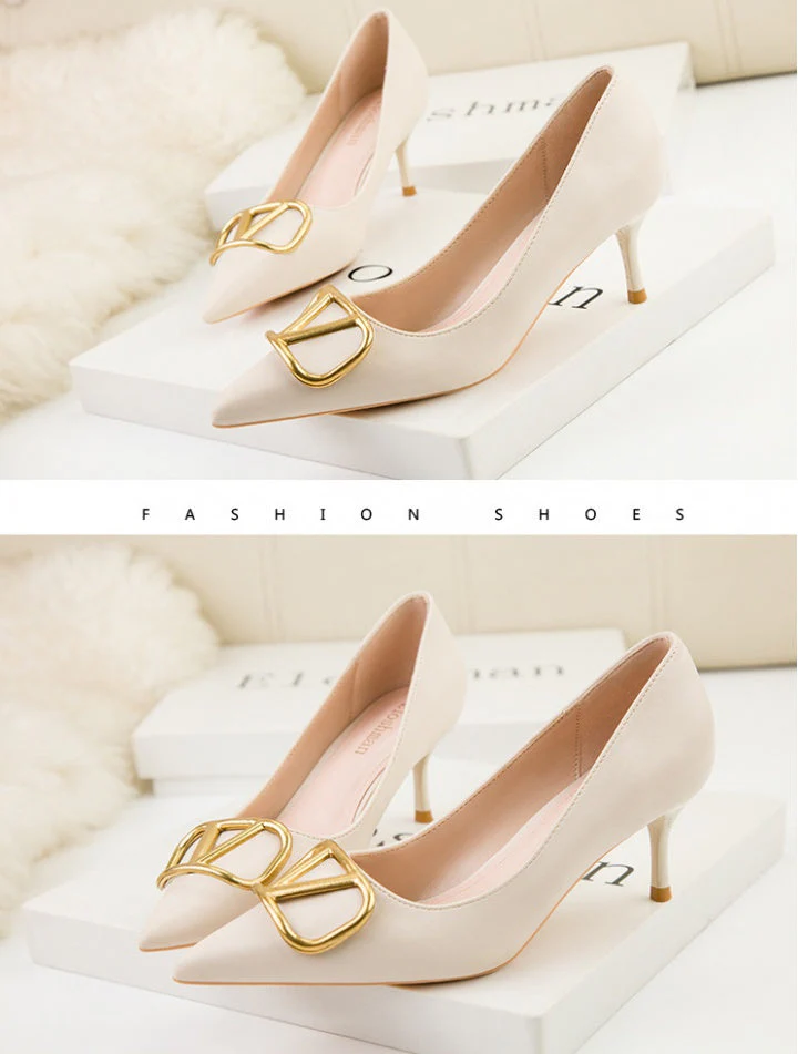 Victoria Kitten Heels