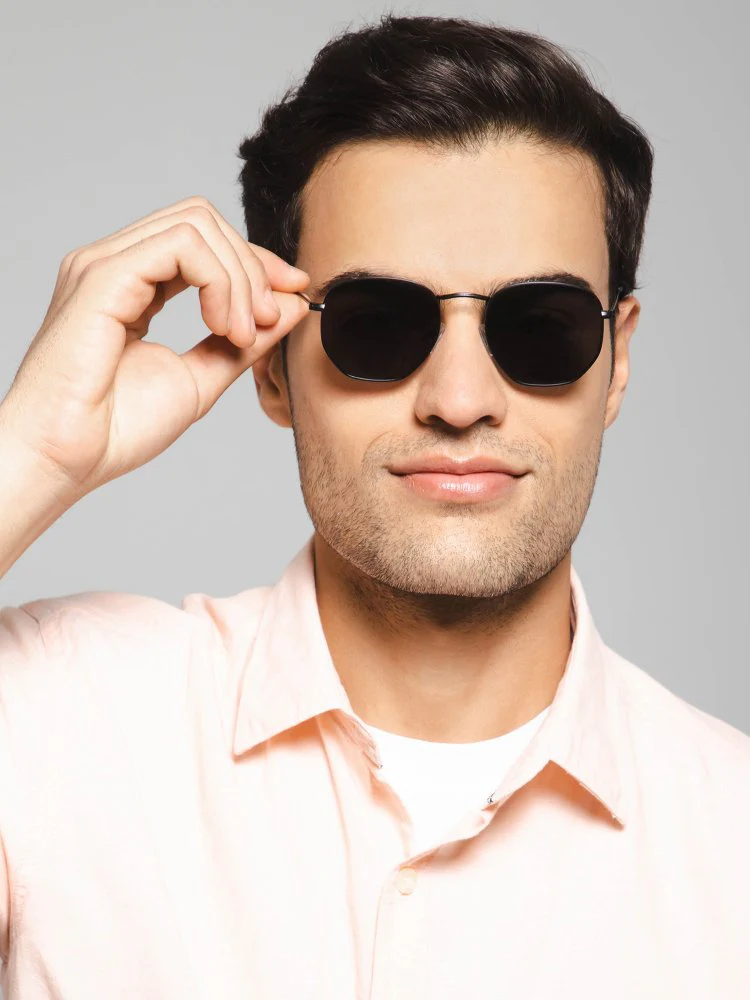 Vintage Black hexagonal Sunglasses For Men - Image 2