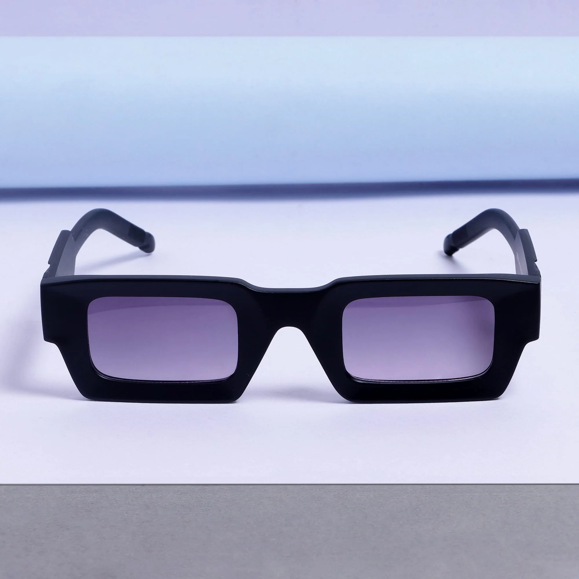 Vintage V2 Black Blue Gradient Rectangle Sunglasses - Image 3