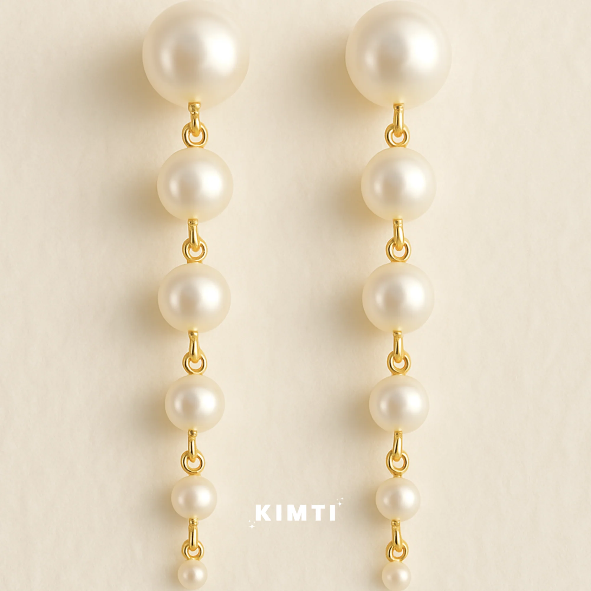 Vogue Vanity White Pearl Earring - Image 8