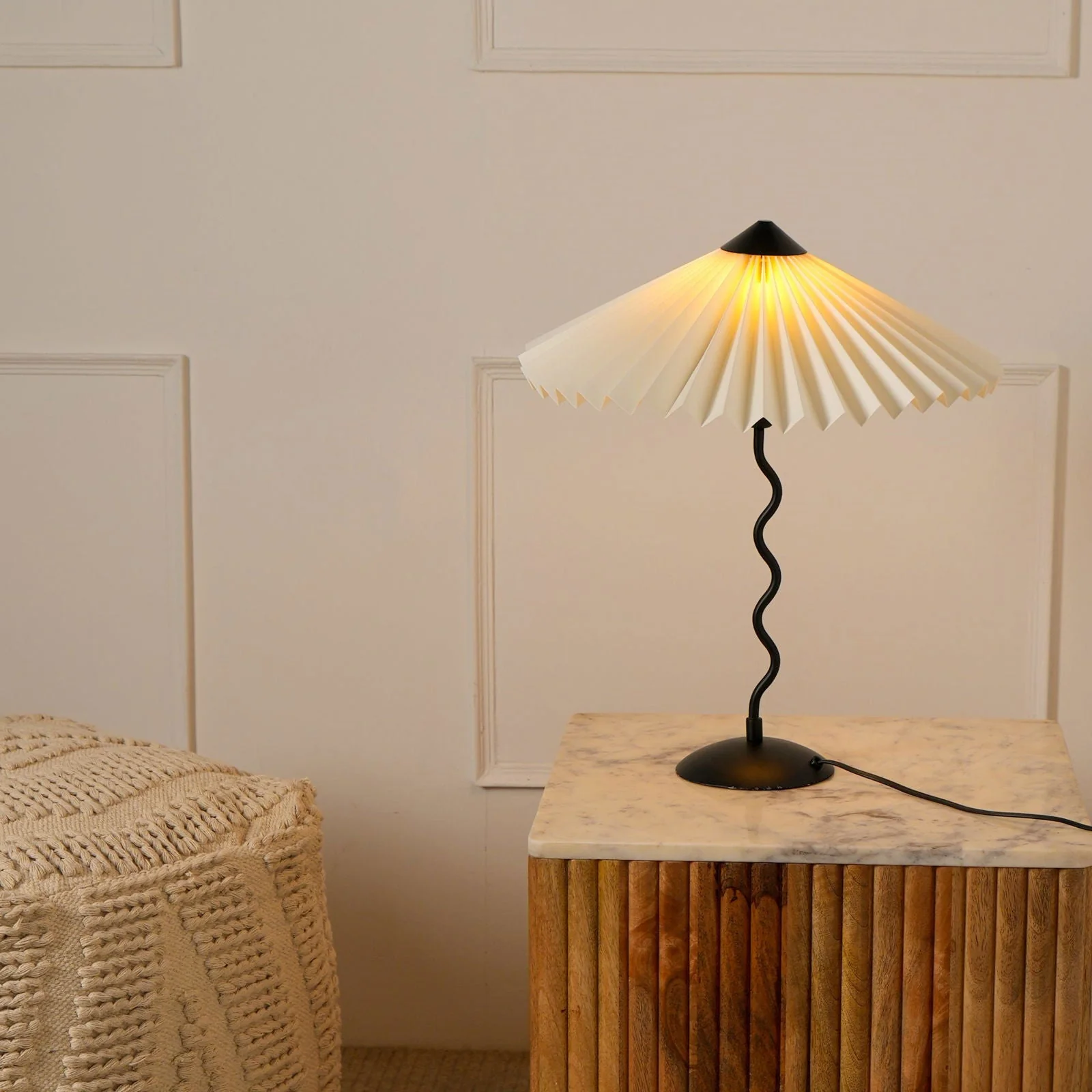 Wavy Table Lamp - Image 7