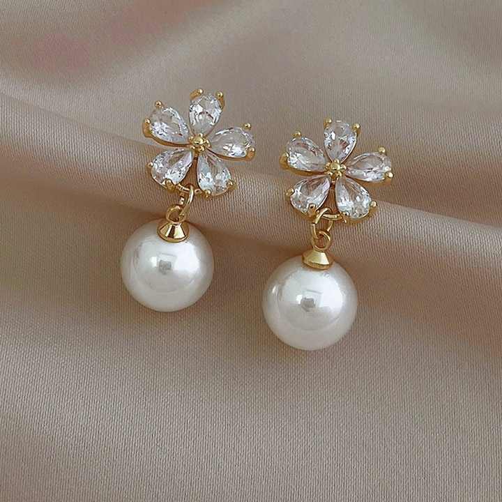 White Crystal Pearl Eardrop Earring - Image 5