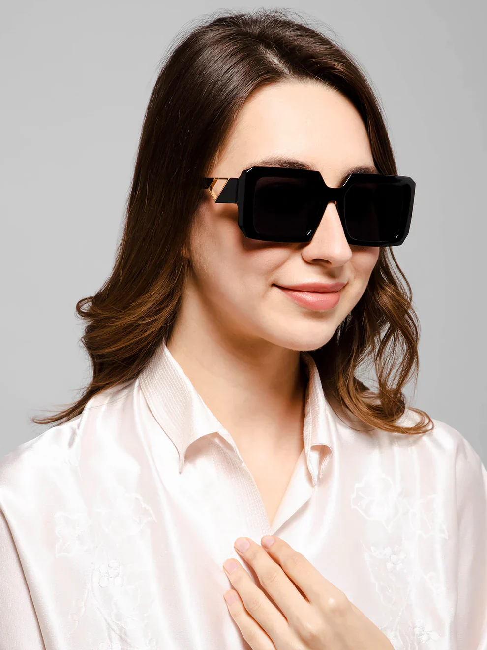 White Designer Rectangular Sunglasses For Women - Image 9