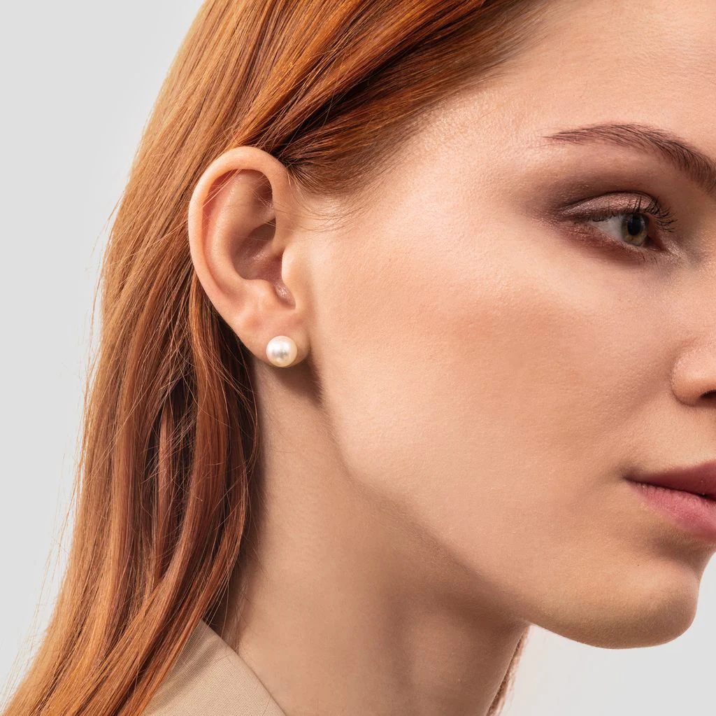 White Pearl Studs Earring - Image 3