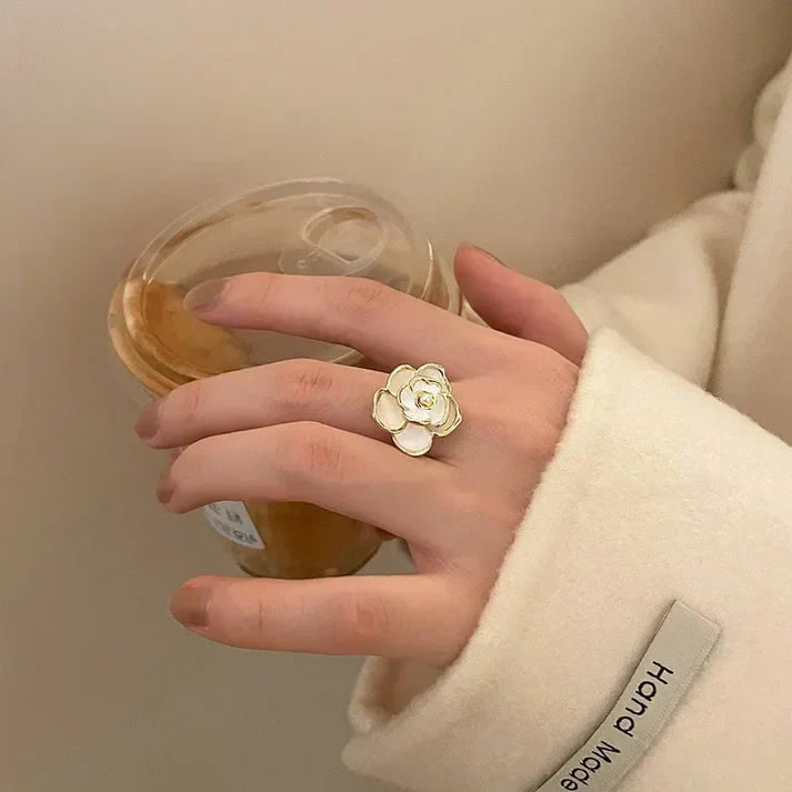White Rose Ring - Image 2