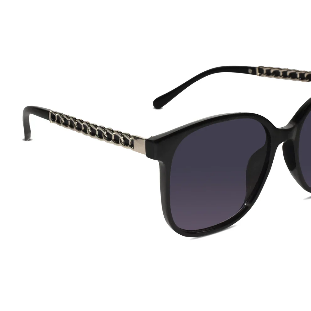 White Wayfarer Designer Sunglasses For Women - Image 6