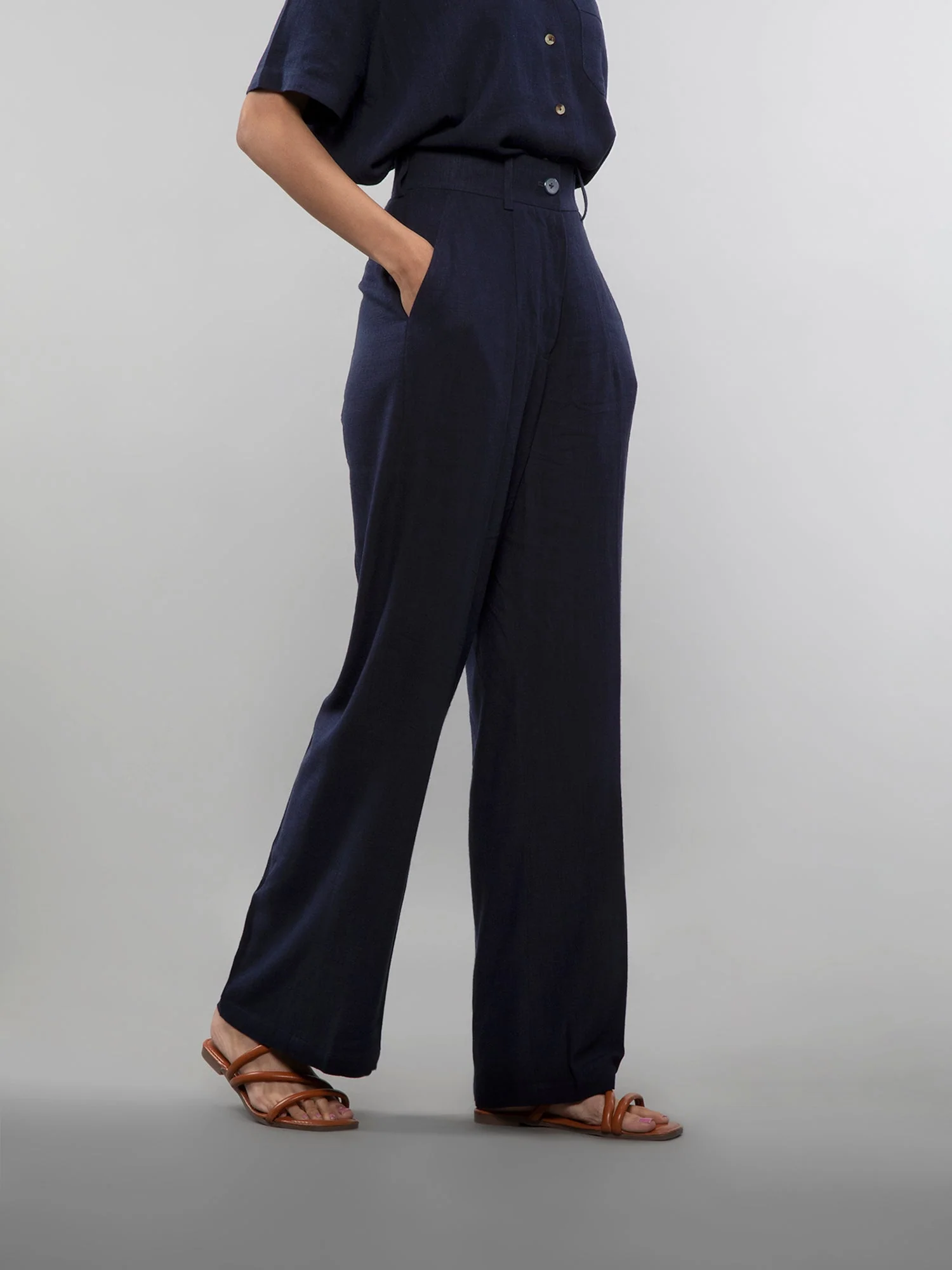 Wide-leg linen pants - Image 15