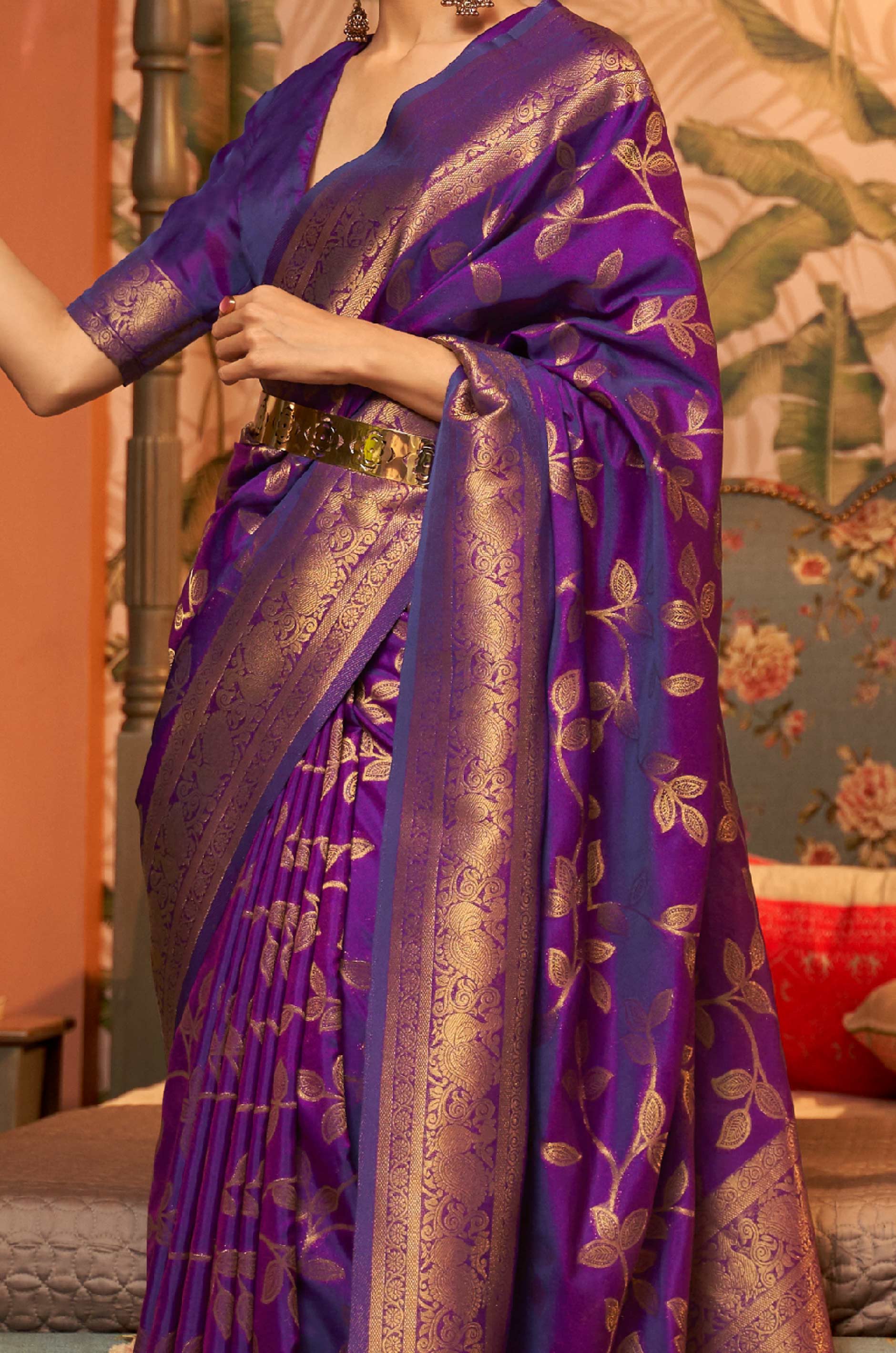 Wine Woven Silk Saree - Image 3
