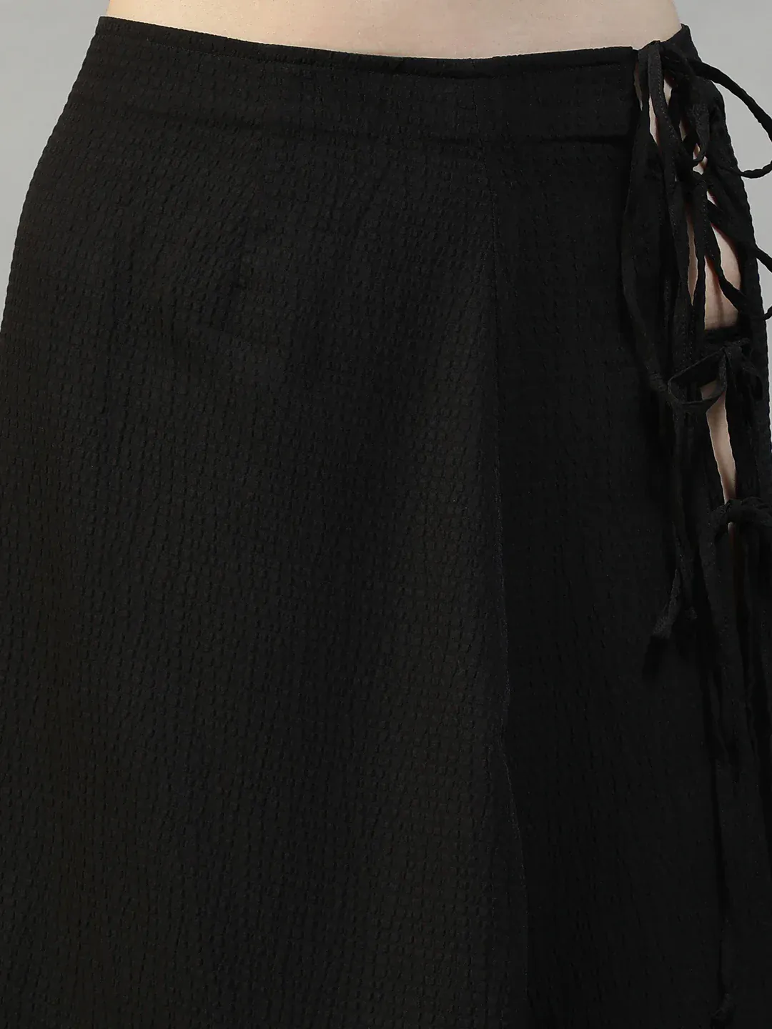 Women Black Below-Knee Elastic Waist with Side Tie-up Beachwear Skirt - Image 2