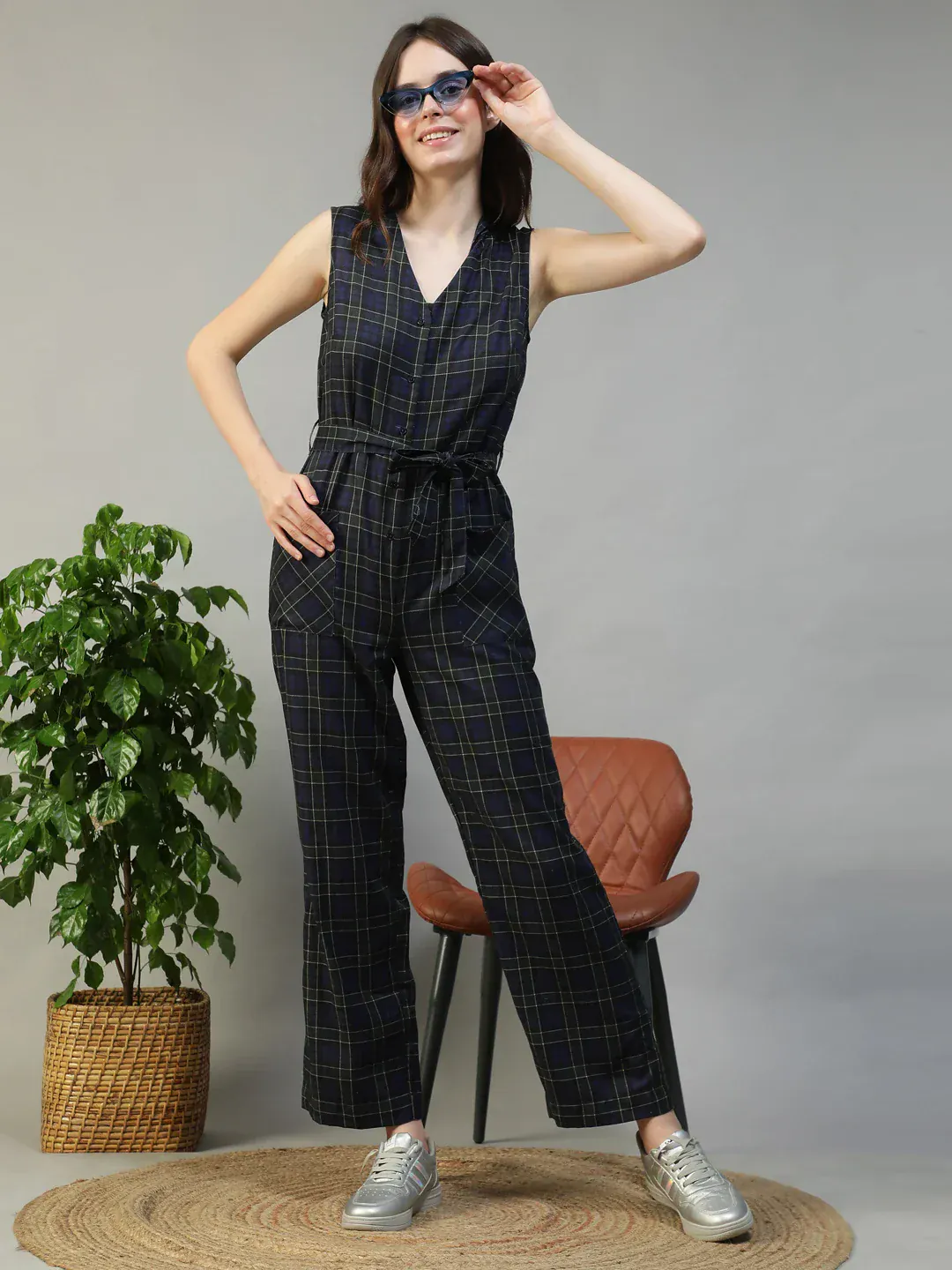 Women Black Check Print Jumpsuit with Belt & Pockets - Image 8