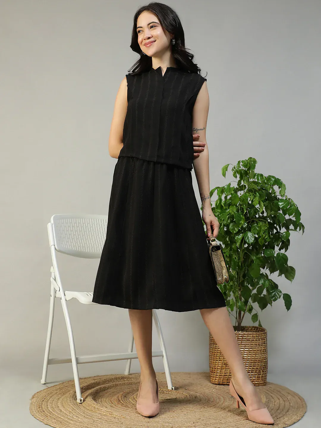 Women Black Stripe Sleeveless Top & Knee-Length Skirt Co-Ord Set - Image 3