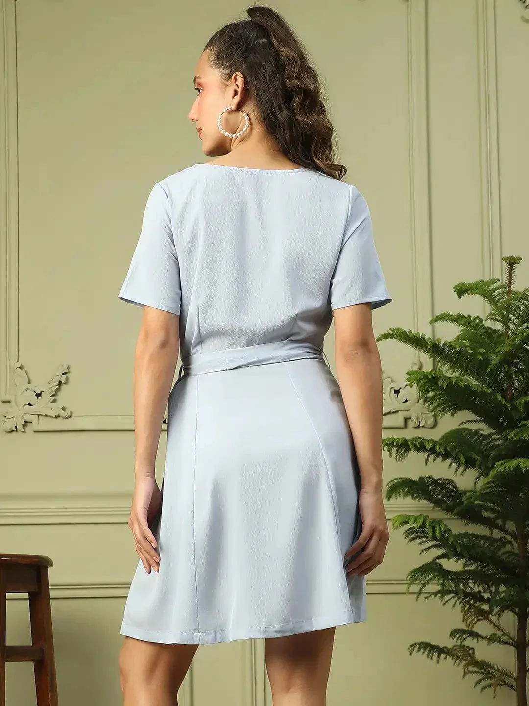 Women Blue Round Neck Short Sleeve Button Down Dress With Pocket Detail and Tie Knot Waist Belt - Image 5