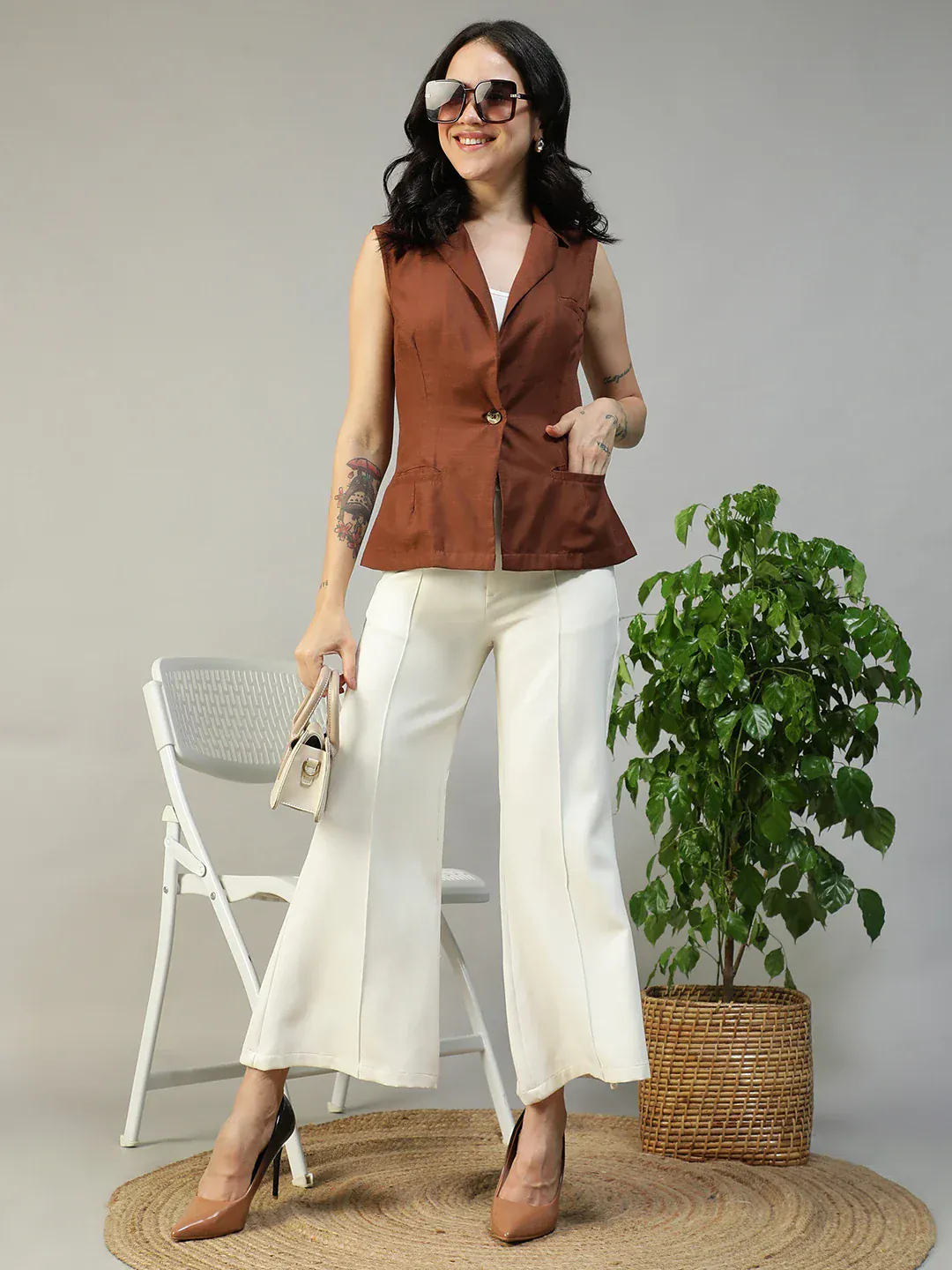 Women Brown Sleeveless Blazer with Open Collar & Front Pockets - Image 8
