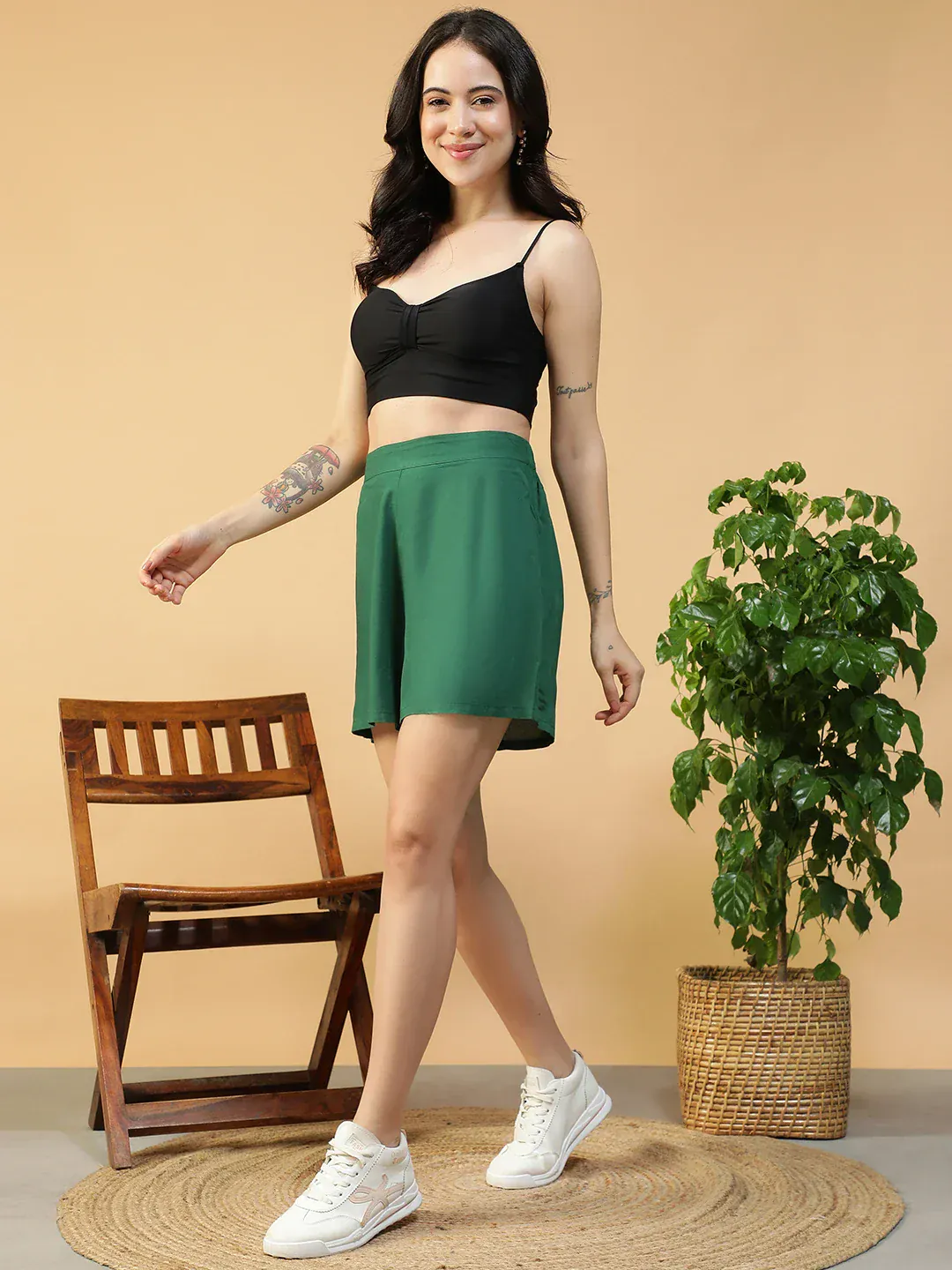 Women Green Elasticated Shorts with Side Pockets - Image 3