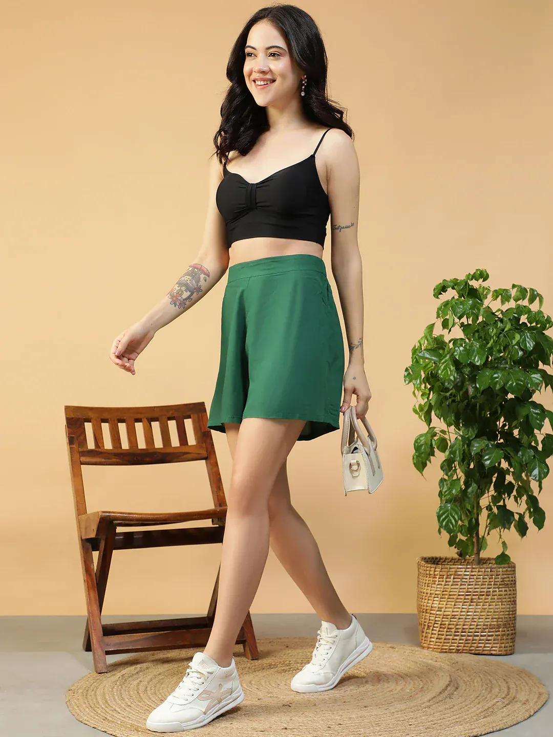 Women Green Elasticated Shorts with Side Pockets - Image 7