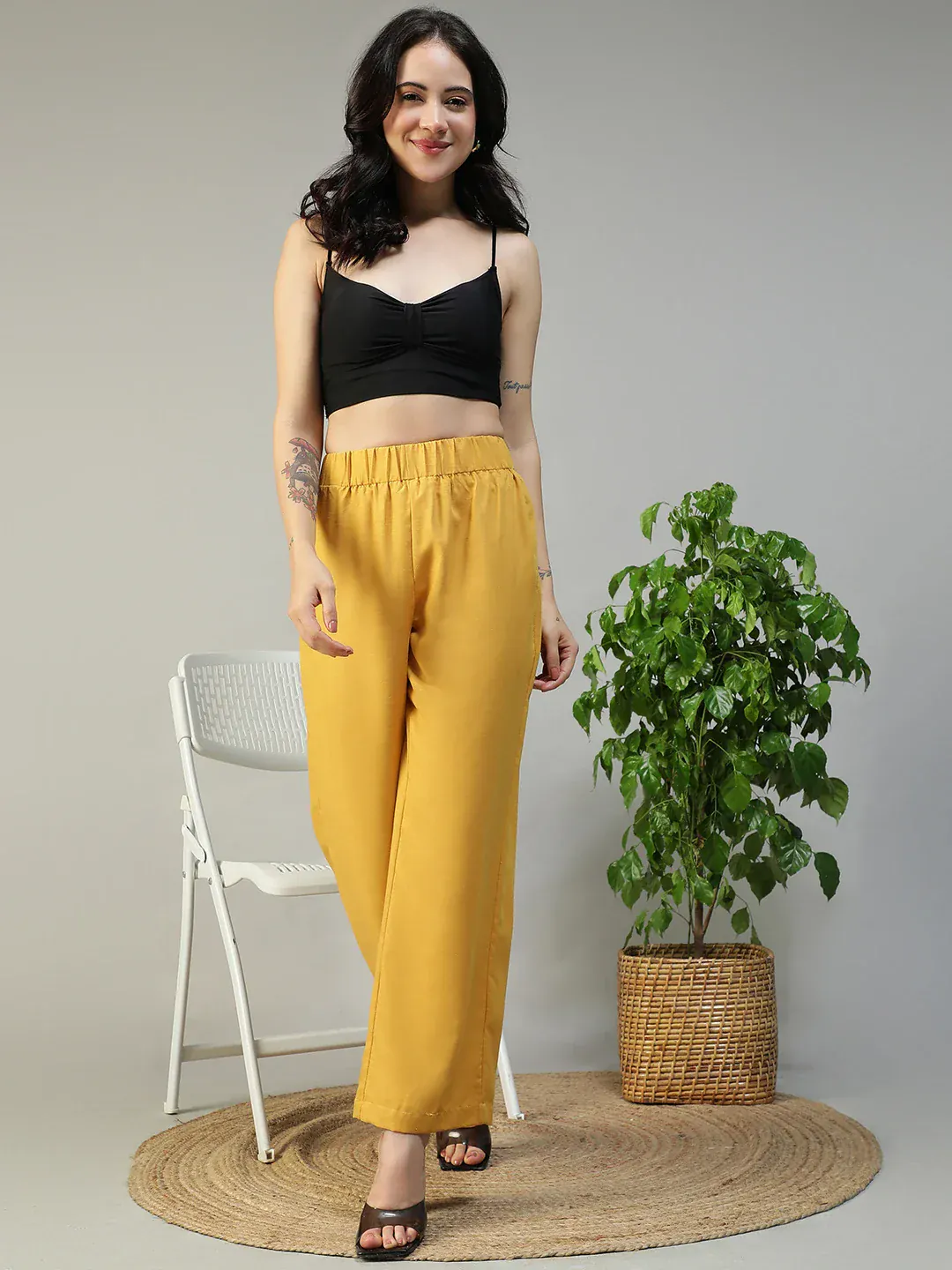 Women Yellow Elasticated Waist Straight Pants with Side Pockets - Image 2