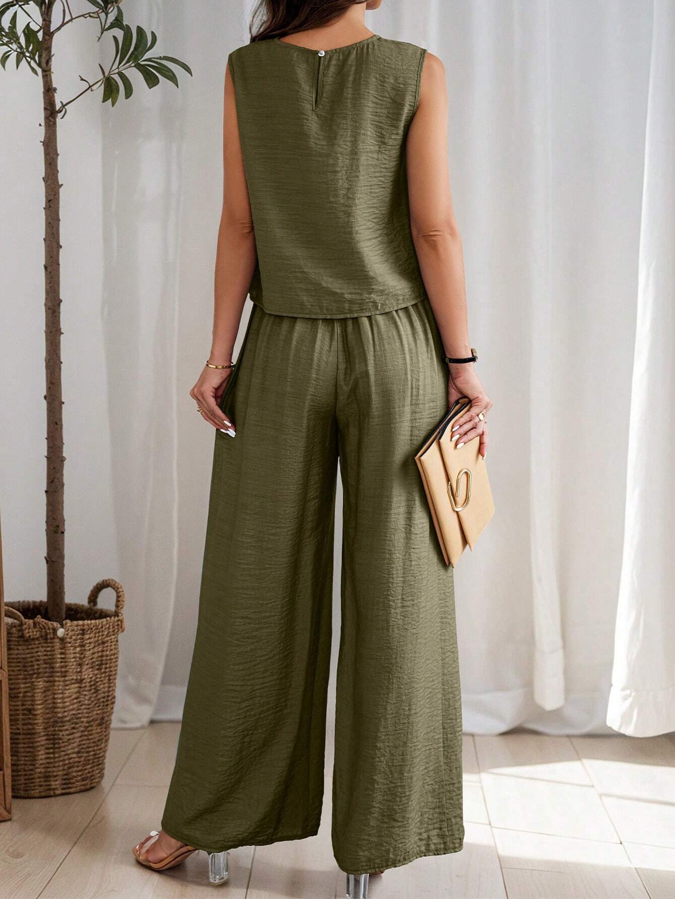 Women's Summer Solid Color Round Neck Top And Pleated Wide Leg Casual Casual Two-Piece Set - Image 2