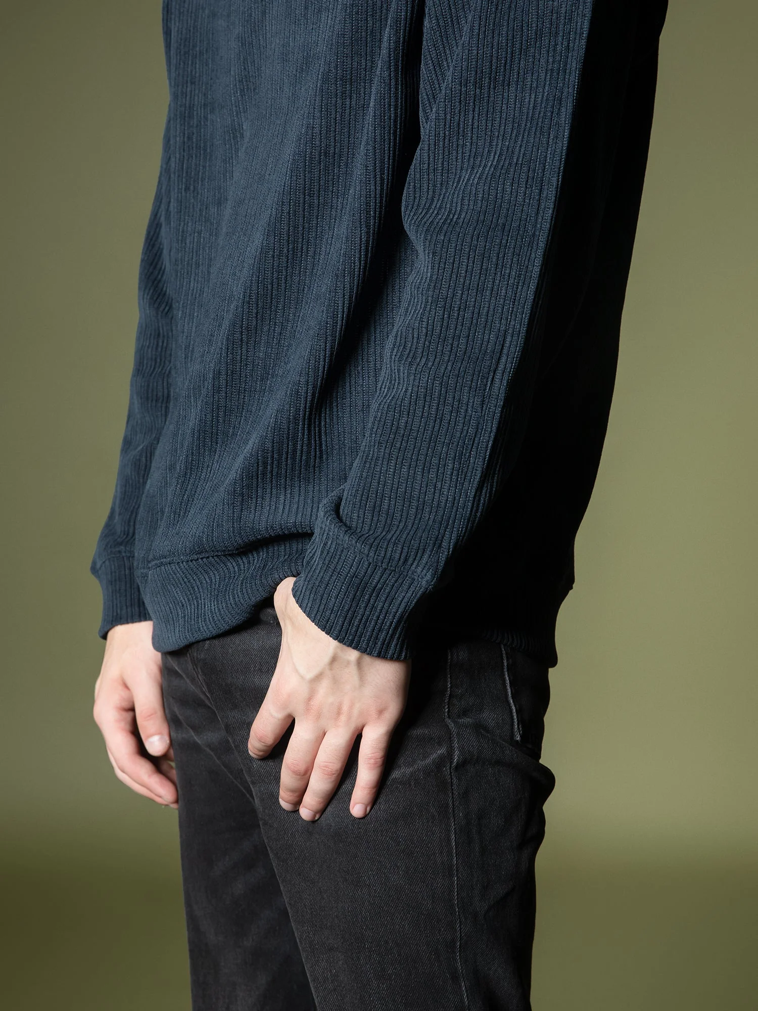 Woven texture sweatshirt - Image 25
