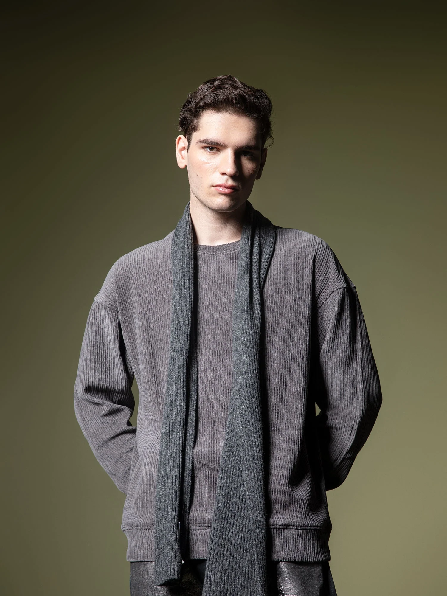 Woven texture sweatshirt - Image 50