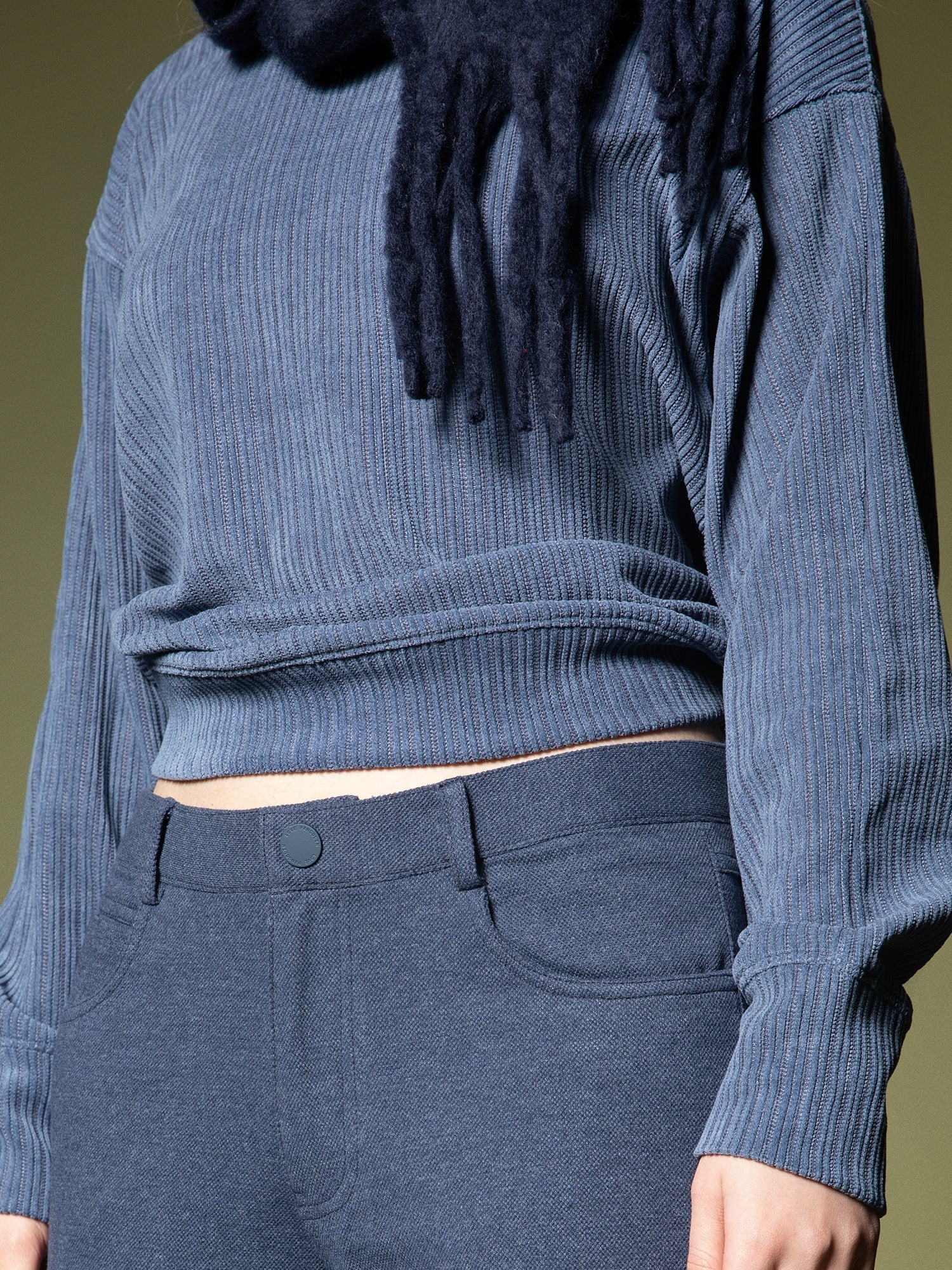 Woven texture sweatshirt - Image 4