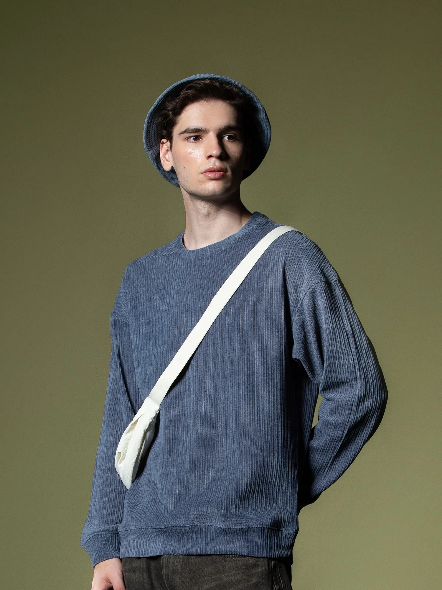Woven texture sweatshirt - Image 15