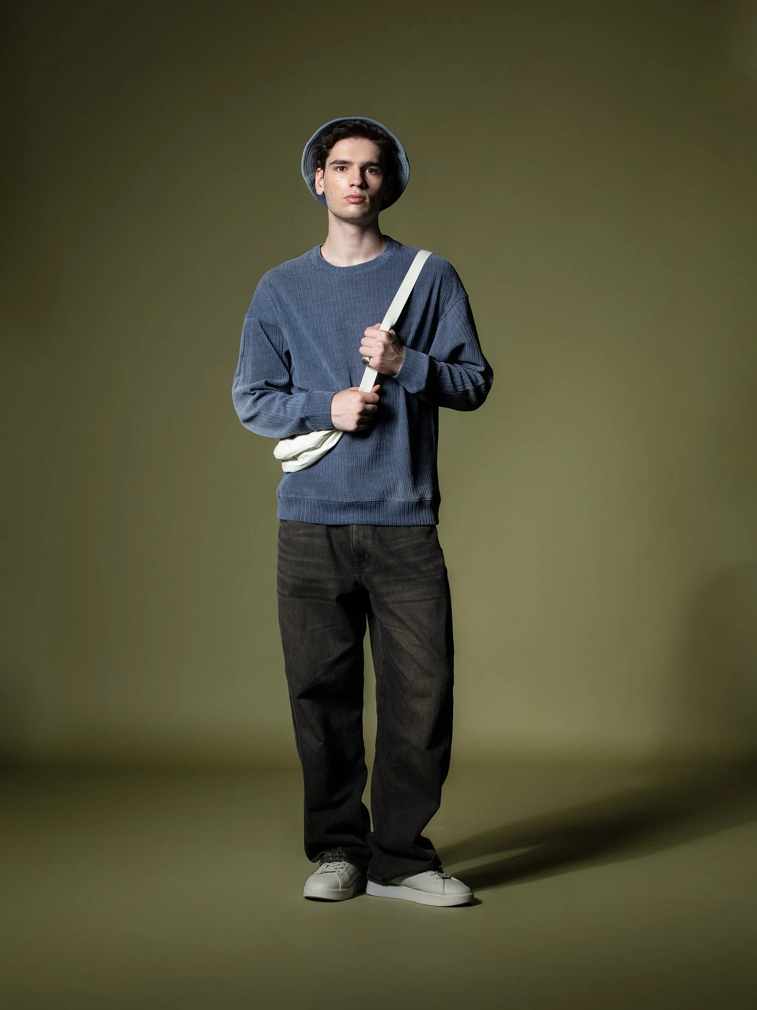Woven texture sweatshirt - Image 12