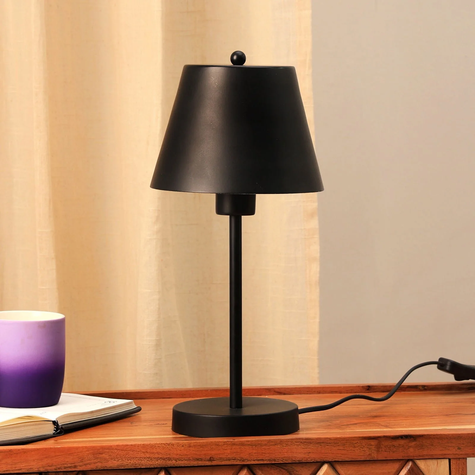 Young Gun Table Lamp - Image 3