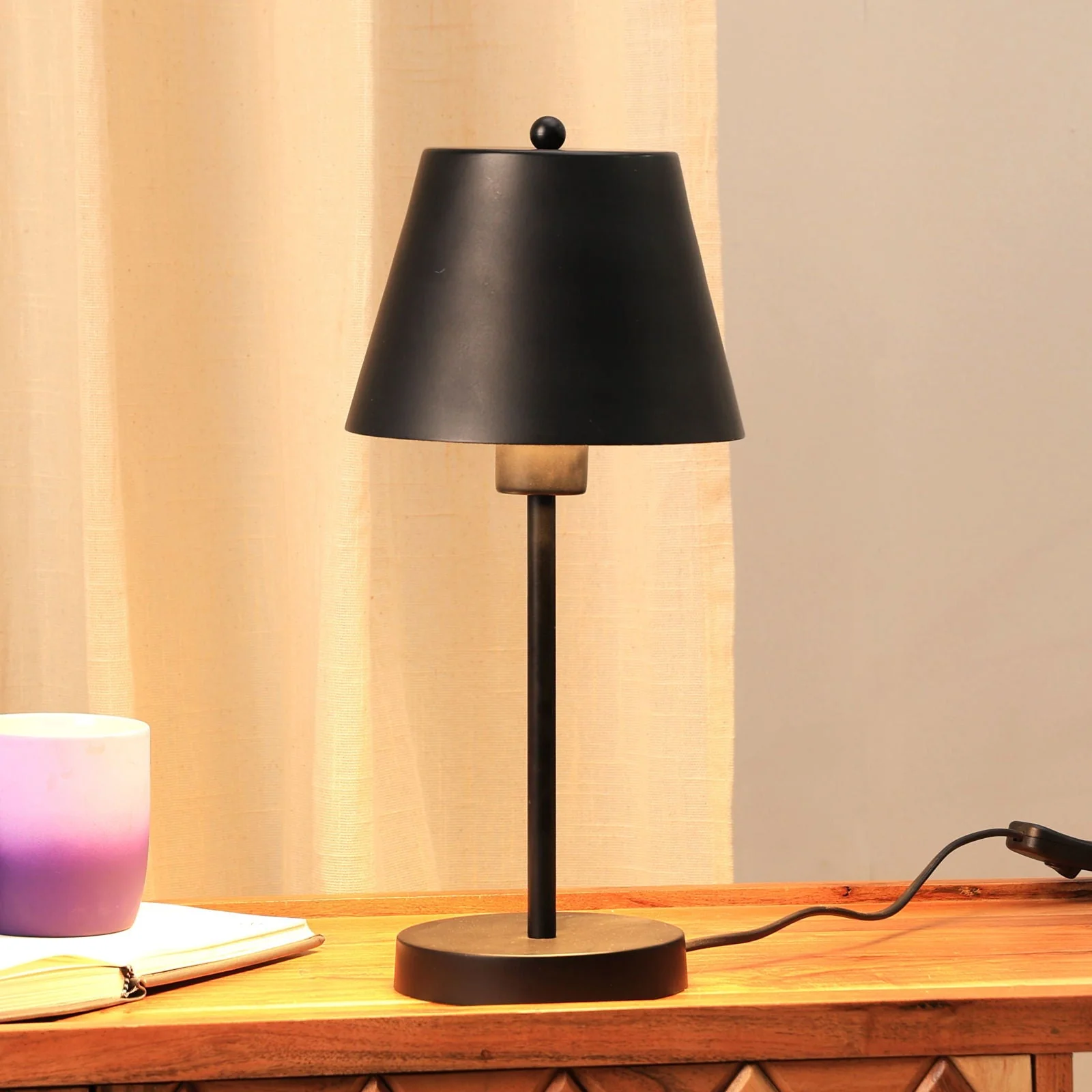 Young Gun Table Lamp - Image 4