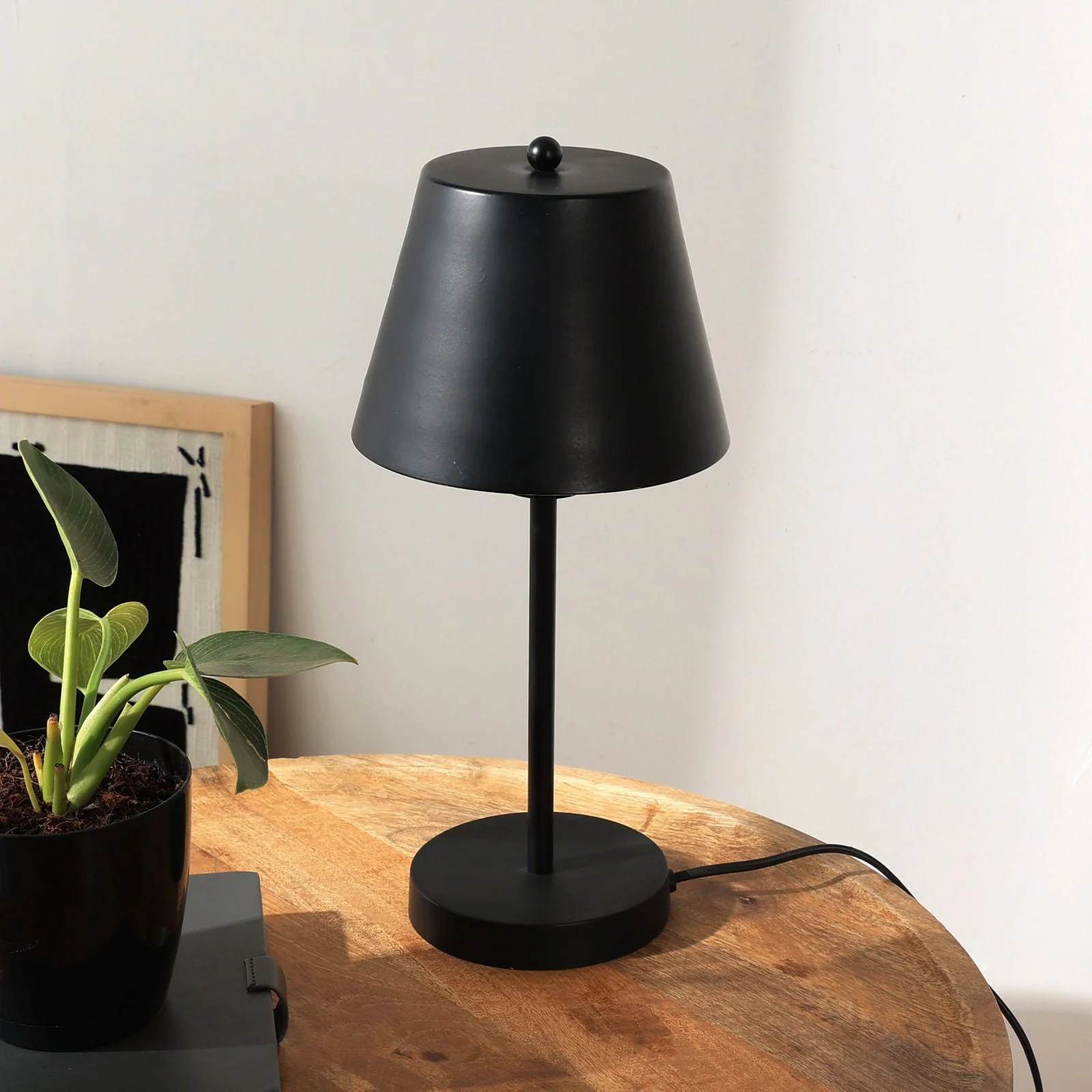 Young Gun Table Lamp - Image 6