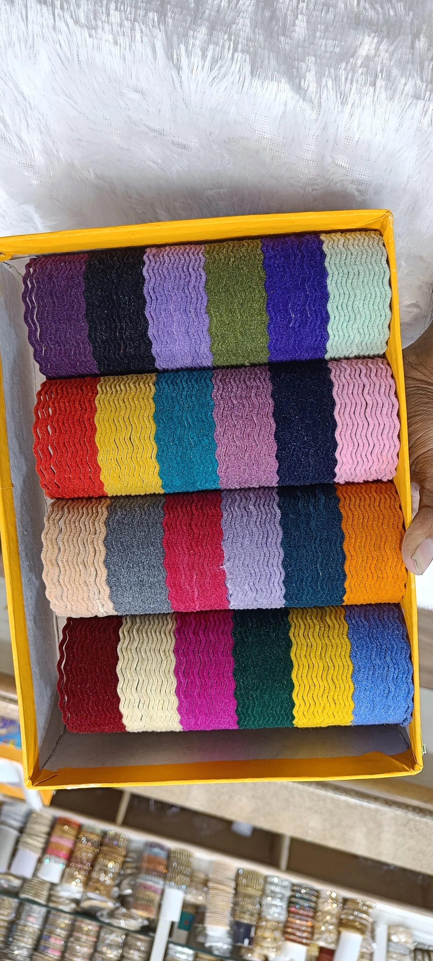 ZIG ZAG BANGLES - Image 2