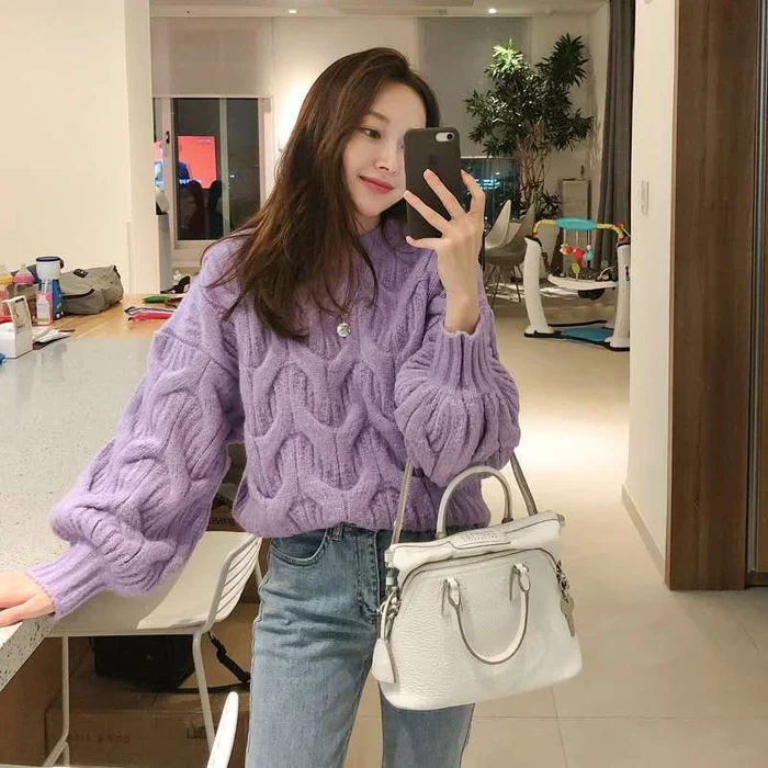Zunka Woolen Sweater - Image 2